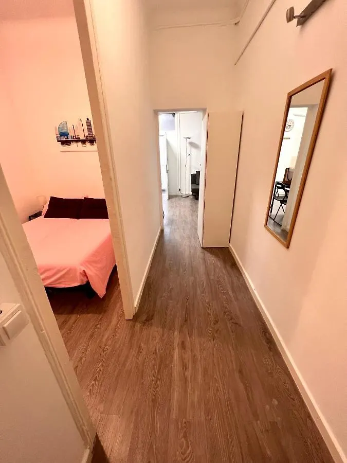 Apartamento Poble Sec. Excelente ubicación cerca de la playa y de las Ramblas Barcelona